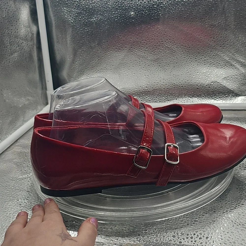 J No Boundaries Red Patent Mary Jane Flats Sz 9.5 Stylish And Comfortable - Picture 3 of 9